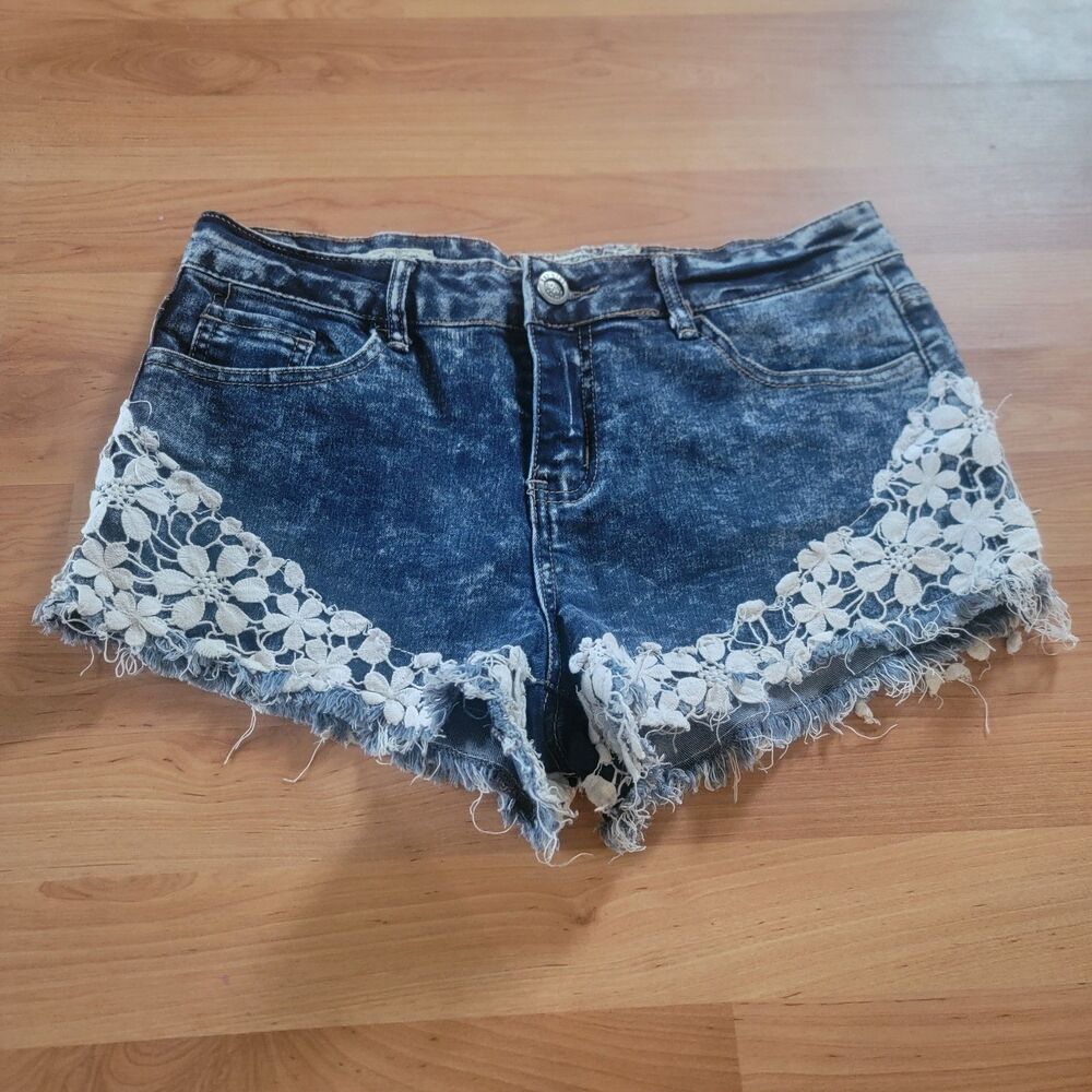 Hot Kiss Cici Short Shorts Size 7